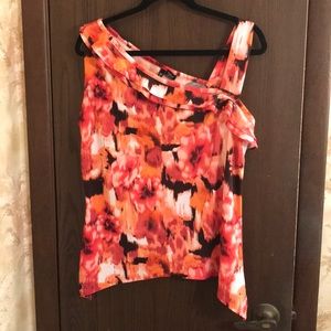 Sleeveless blouse